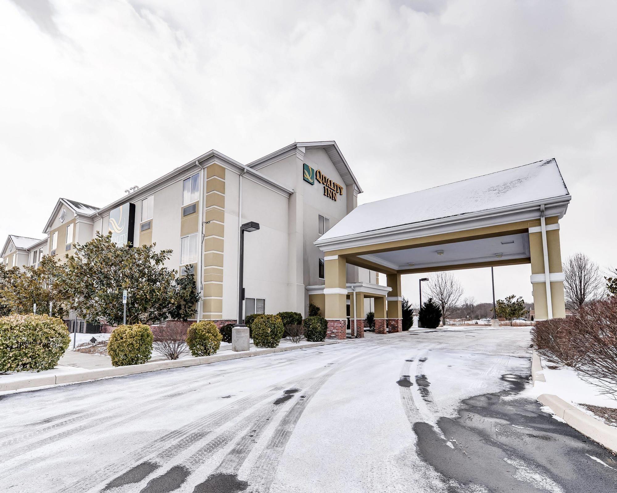 Quality Inn Spring Mills - Martinsburg North Exterior foto